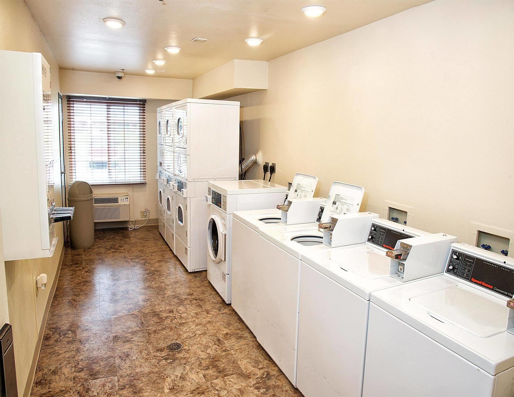 Extended Stay America Select Suites - Oklahoma City - Bethany
